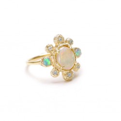18k Yellow Gold Ring with Natural Diamonds and Opals