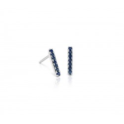 Beautiful 18k White Gold Earrings with Natural Blue Sapphires